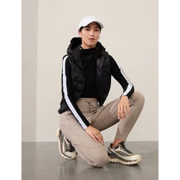 ATHLETA Headlands Hybrid Trek Jogger Women 10T Tall Black 30"x31" Pockets EUC - Picture 4 of 5